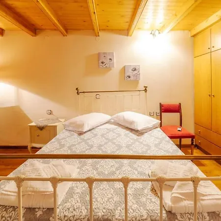 Corfu Village House * Σιναράδες