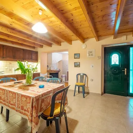 Corfu Village House * Sinarádes