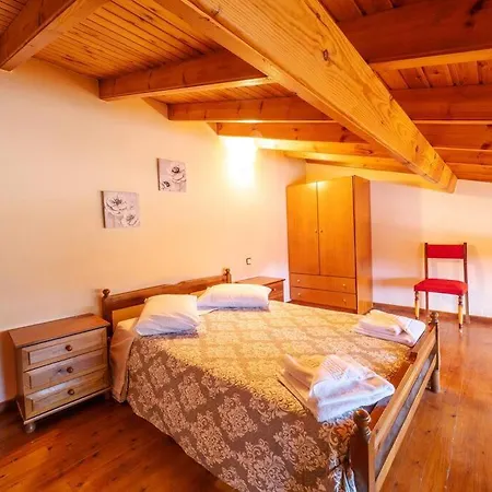 Corfu Village House * Sinarádes